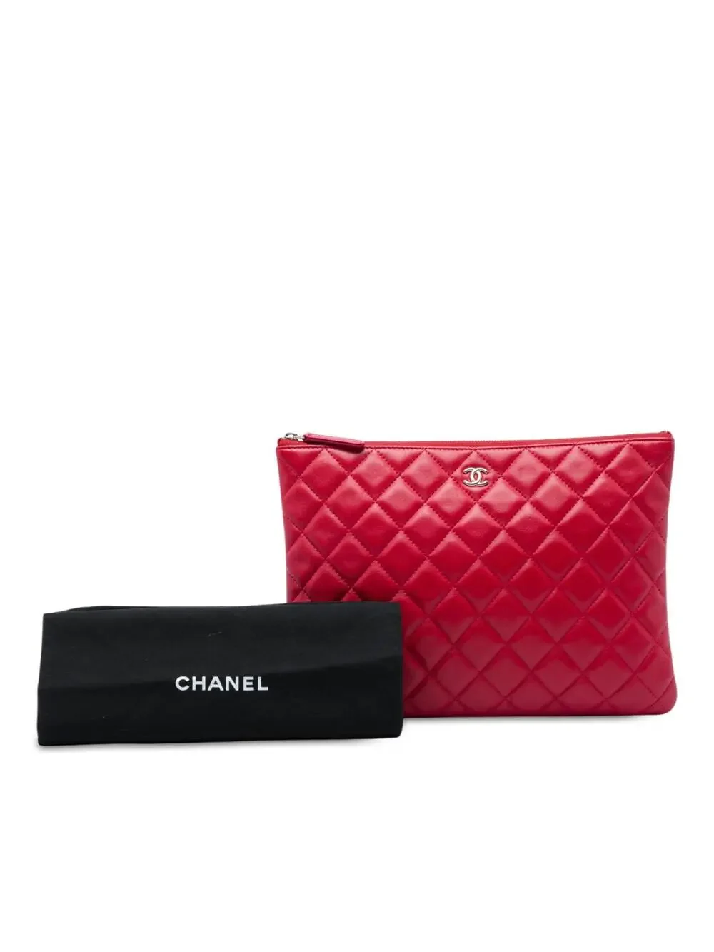 CHANEL indulge timeless